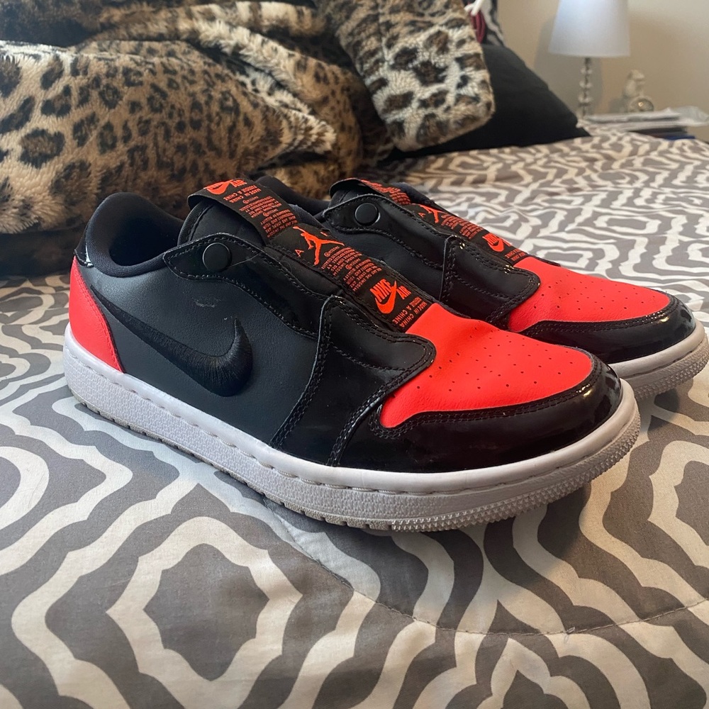 Size 8 Nike Air Jordan low rise black and coral